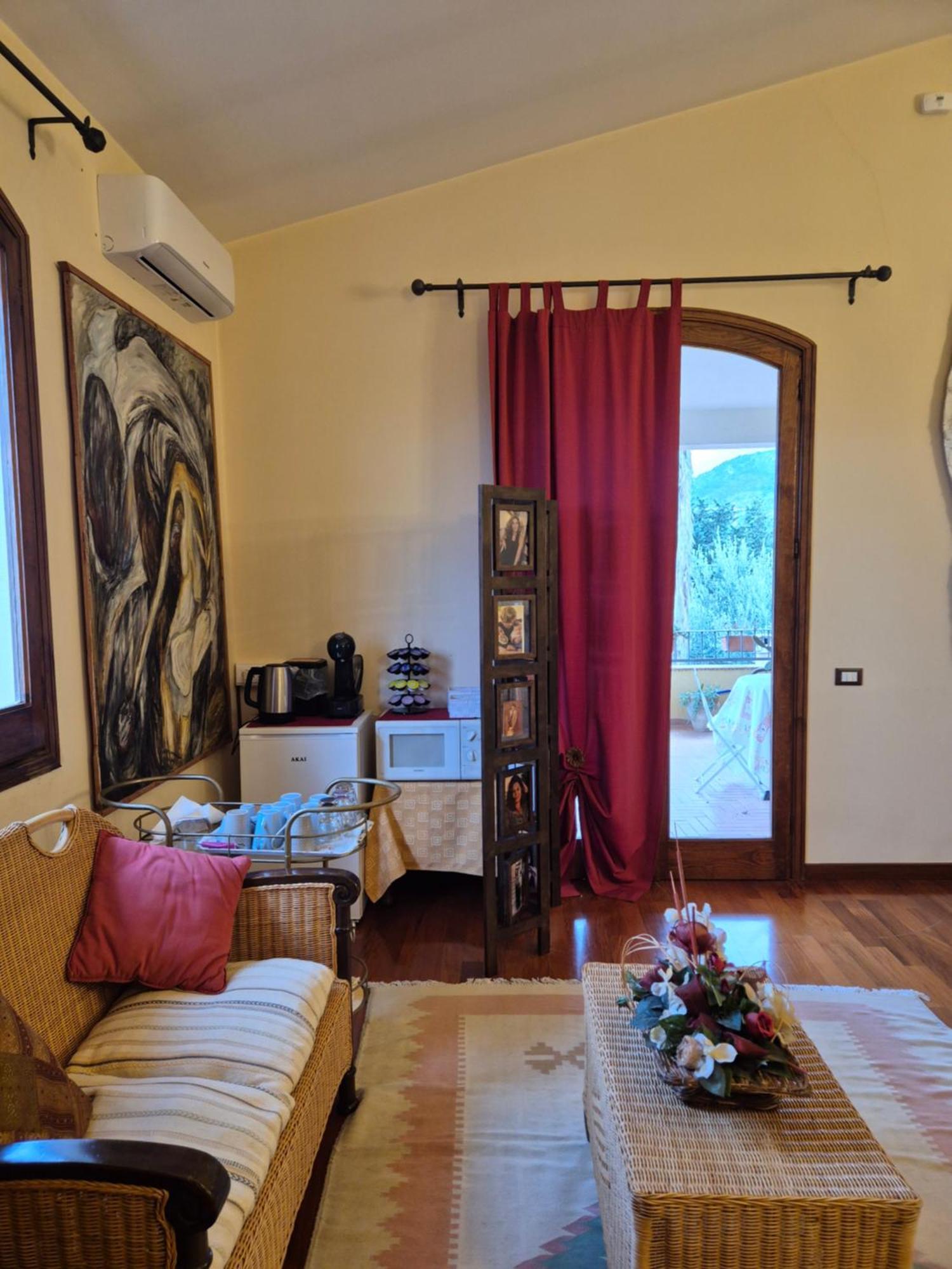 Amuni Da Vita E Pietro Карини Экстерьер фото